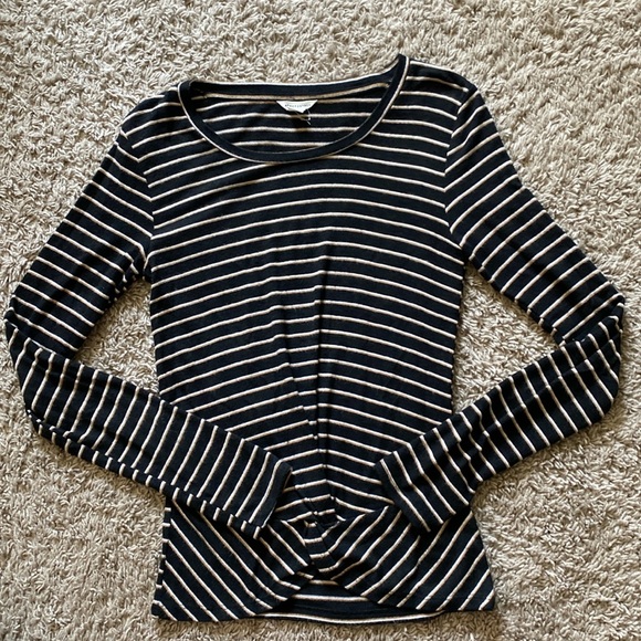 Aeropostale Tops - Aeropostale Long-Sleeve Striped Blouse